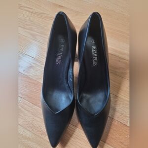 Dream Pairs Black Heels Sleek Minimalist Design. New. Cushioned.